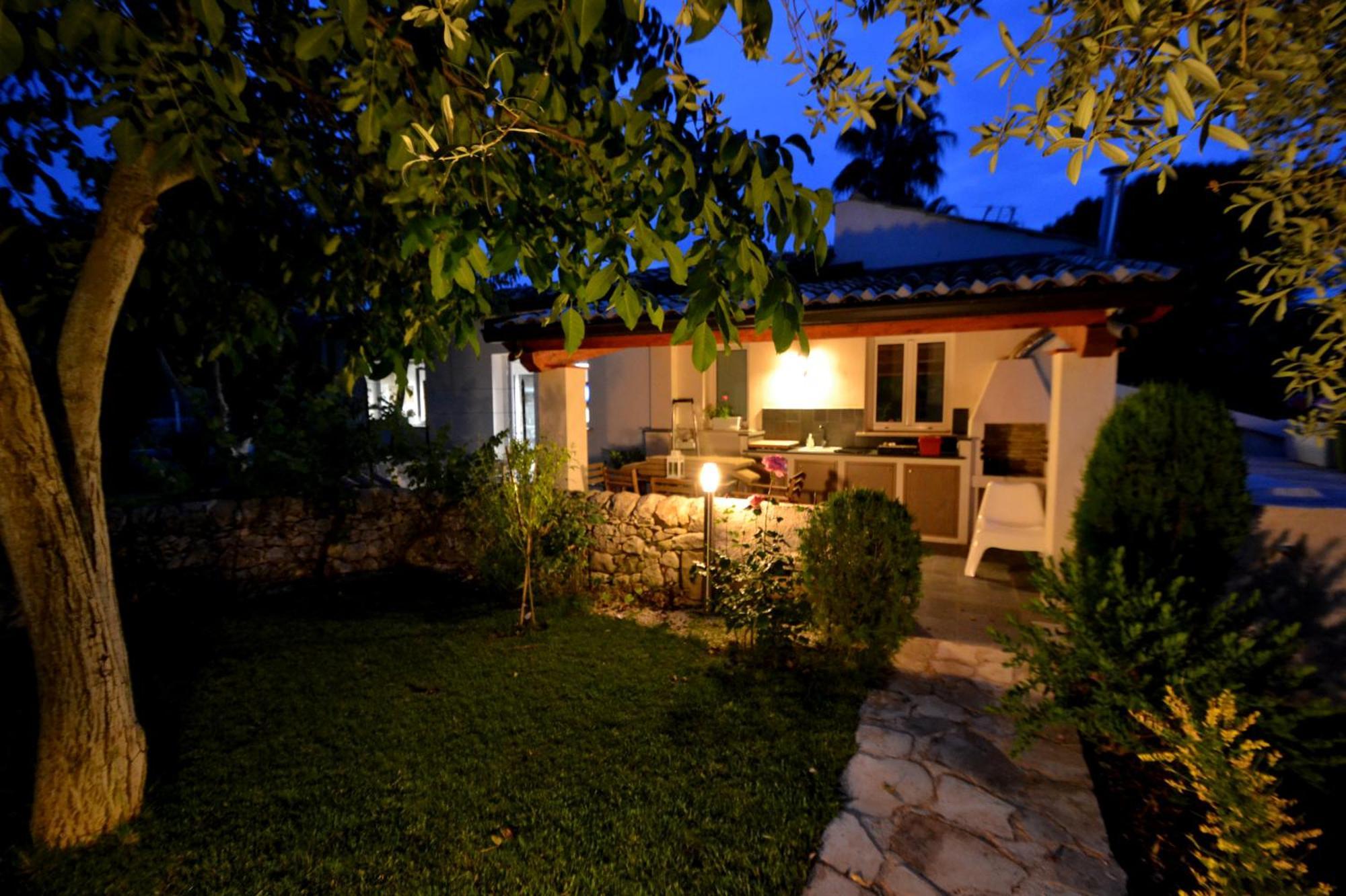 Casa Degli Avi Don Neli, Immersa Nella Natura Модика Екстериор снимка