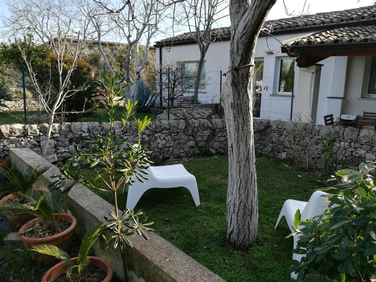 Casa Degli Avi Don Neli, Immersa Nella Natura Модика Екстериор снимка